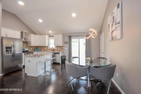 226 Pennant Avenue Beachwood NJ 08722