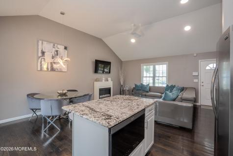 226 Pennant Avenue Beachwood NJ 08722