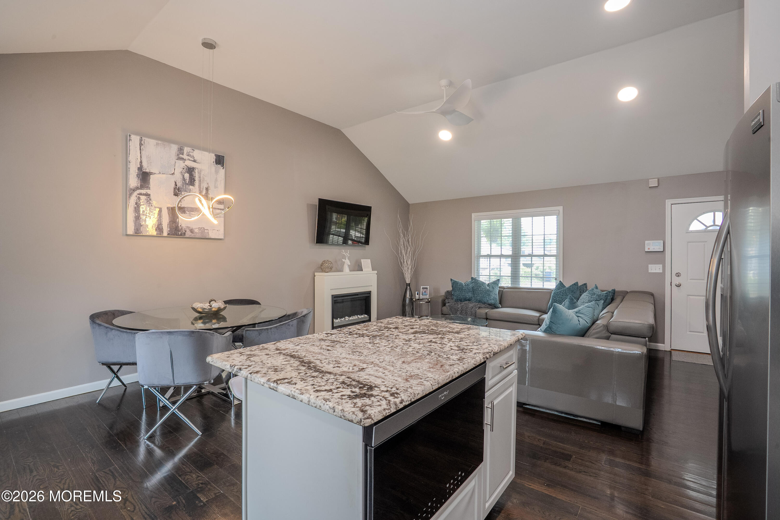 226 Pennant Avenue Beachwood NJ 08722