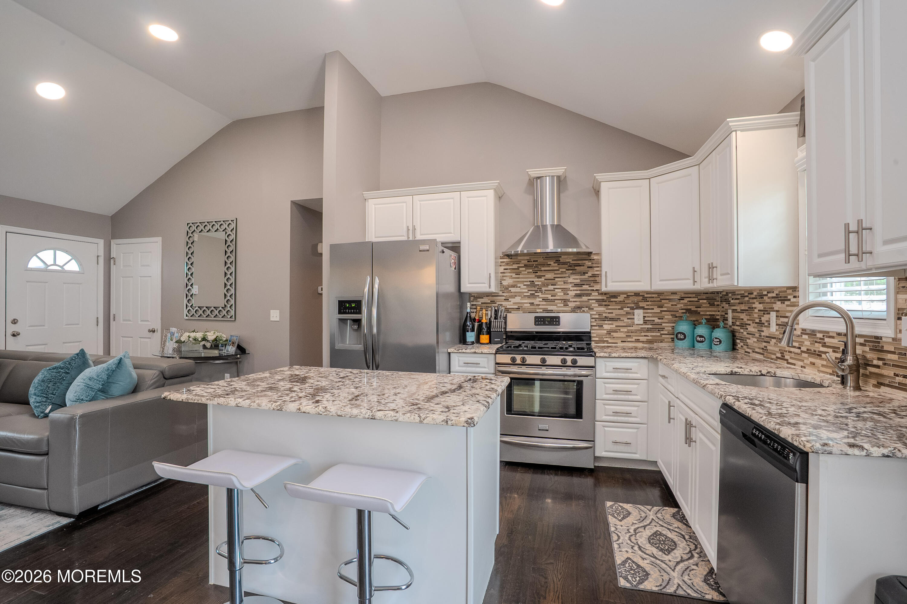 226 Pennant Avenue Beachwood NJ 08722