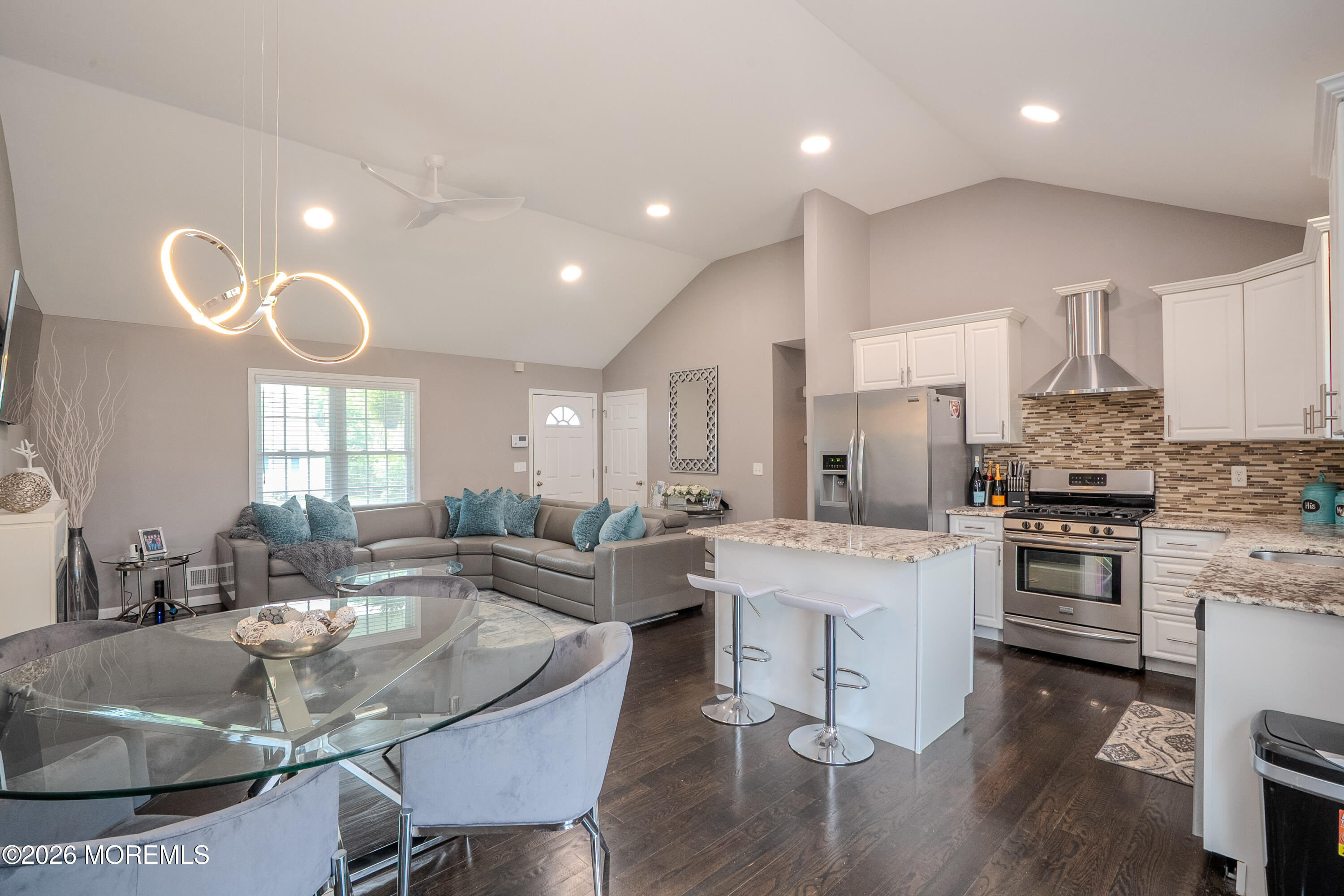 226 Pennant Avenue Beachwood NJ 08722