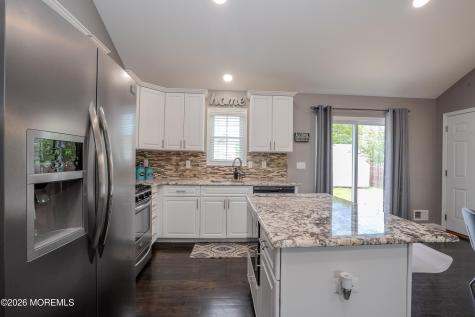 226 Pennant Avenue Beachwood NJ 08722