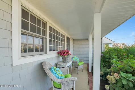 919 N Ocean Avenue Mantoloking NJ 08738