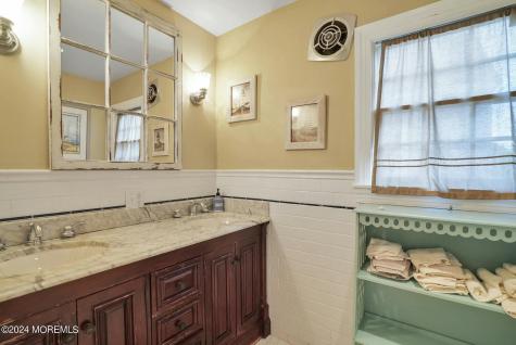 919 N Ocean Avenue Mantoloking NJ 08738
