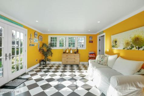 919 N Ocean Avenue Mantoloking NJ 08738