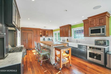 919 N Ocean Avenue Mantoloking NJ 08738