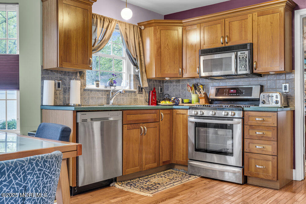 334 E Cape May Avenue Ocean Gate NJ 08740