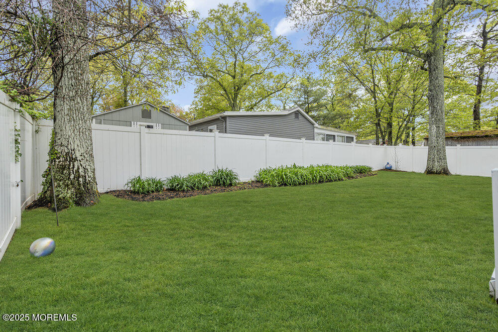 334 E Cape May Avenue Ocean Gate NJ 08740