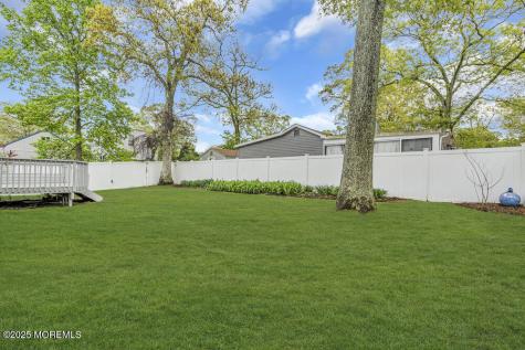 334 E Cape May Avenue Ocean Gate NJ 08740