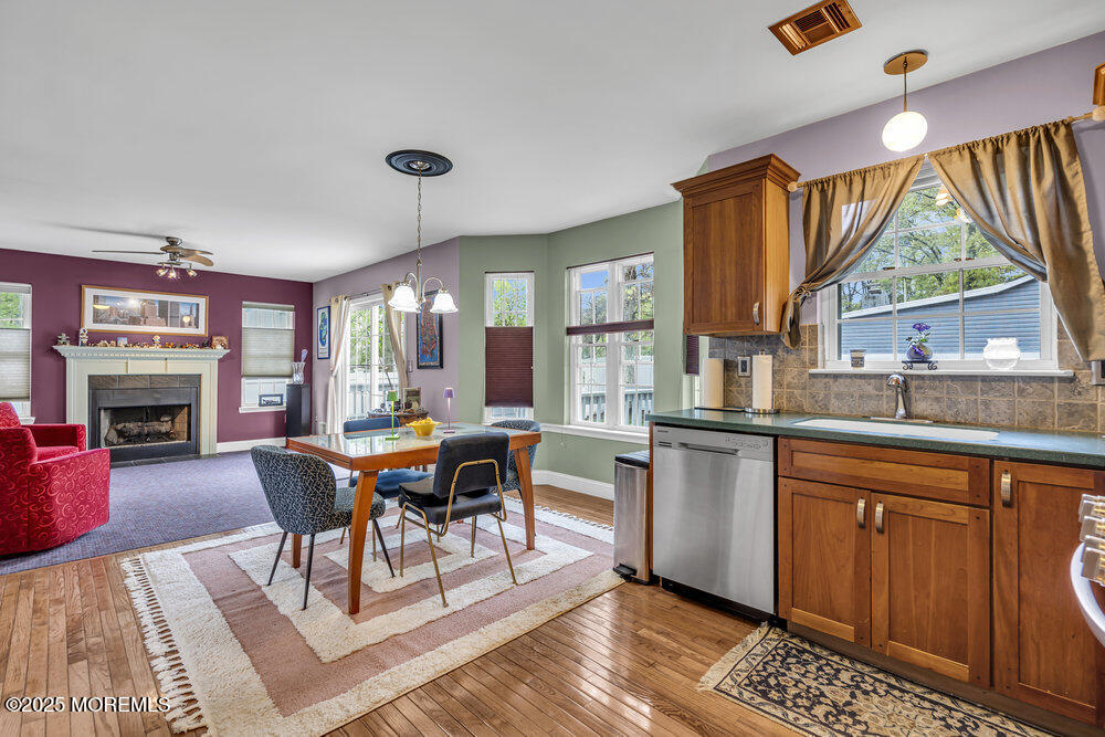 334 E Cape May Avenue Ocean Gate NJ 08740