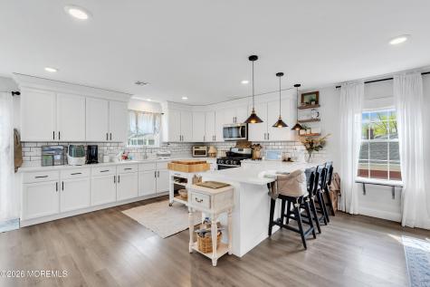 36 Woodside Avenue Keansburg NJ 07734
