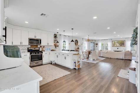 36 Woodside Avenue Keansburg NJ 07734