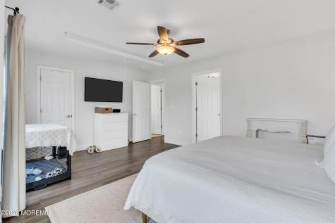 36 Woodside Avenue Keansburg NJ 07734