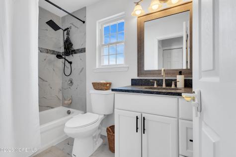 36 Woodside Avenue Keansburg NJ 07734