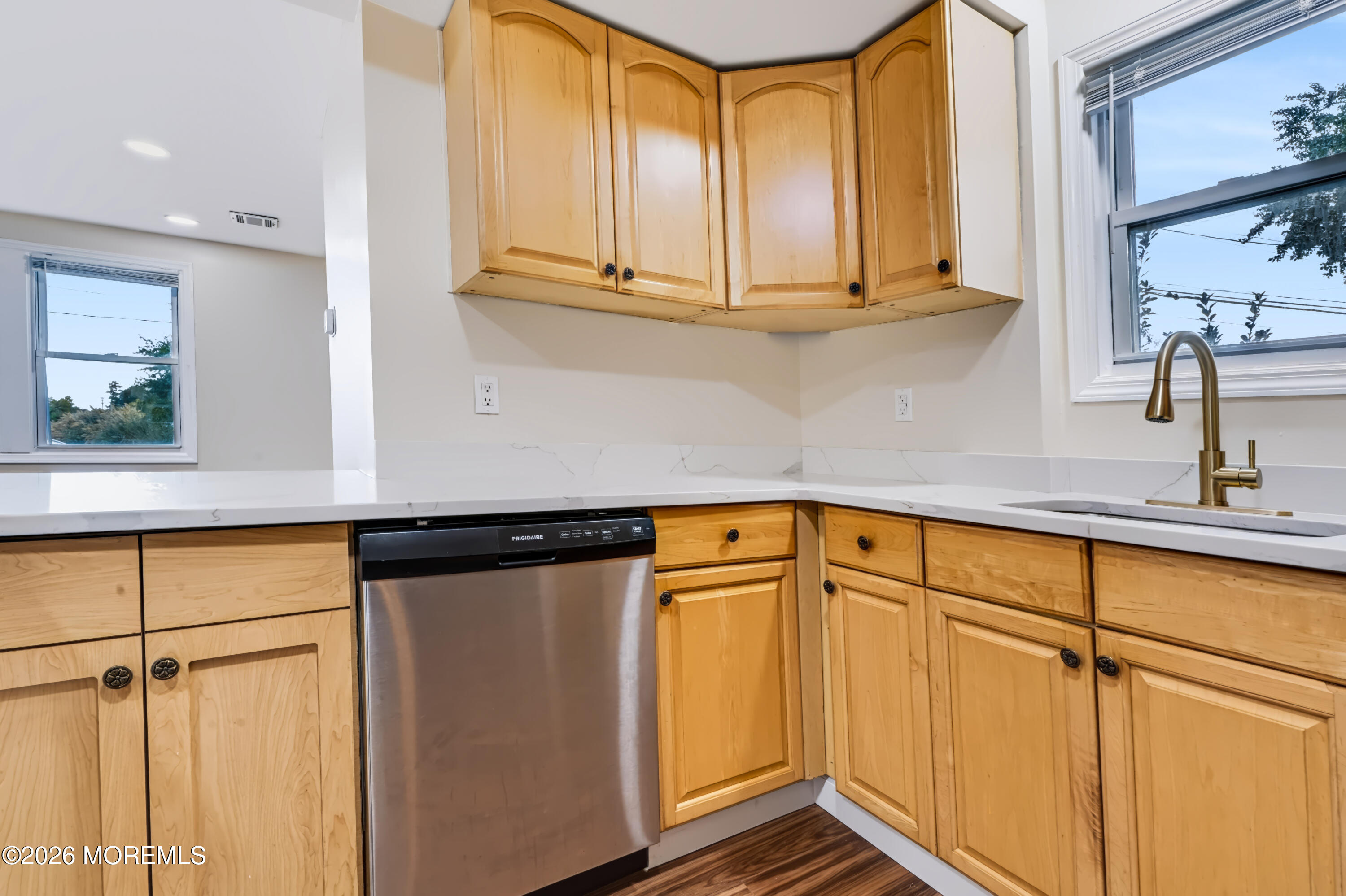 16 Creek Road Keansburg NJ 07734