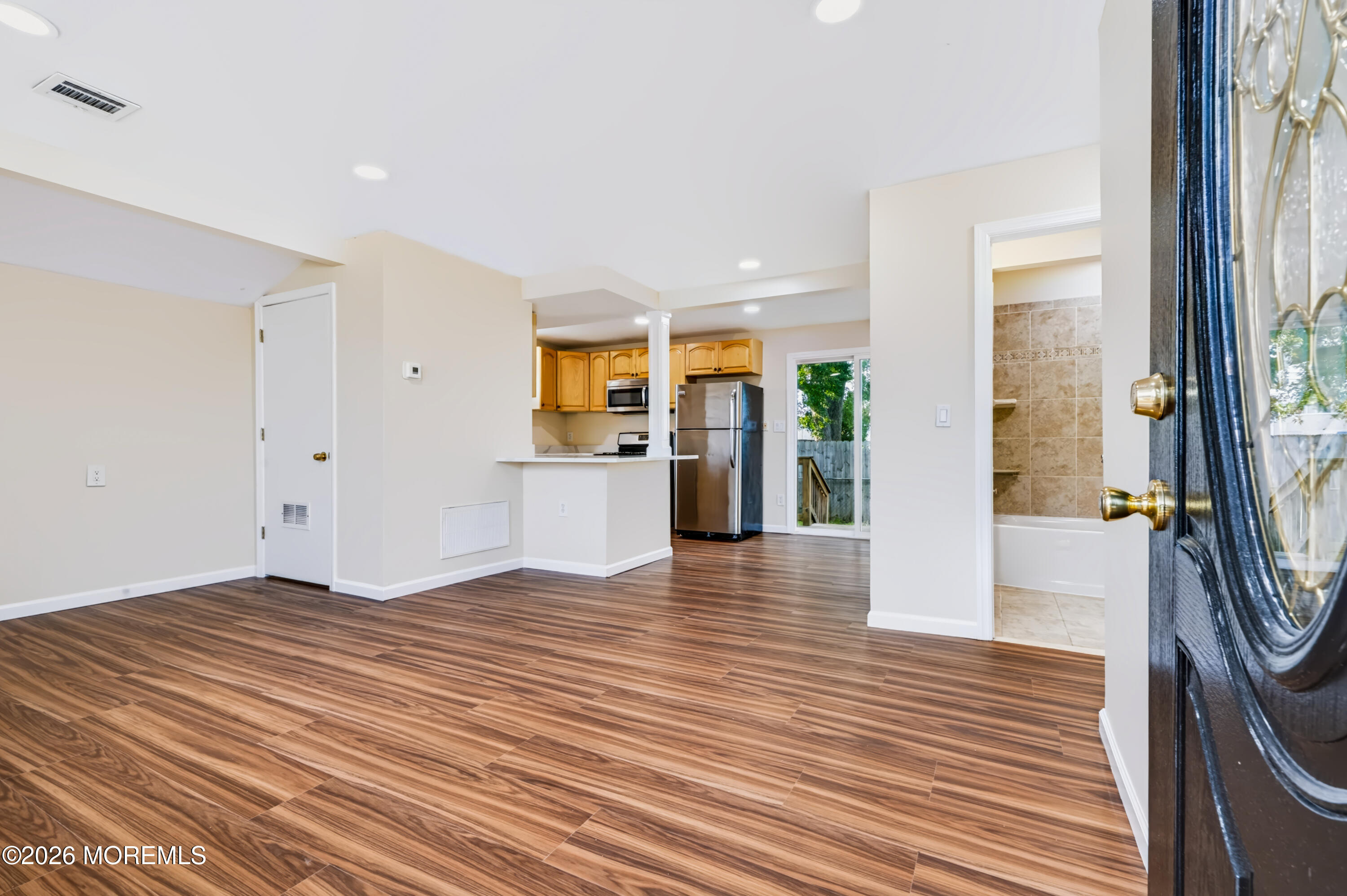 16 Creek Road Keansburg NJ 07734