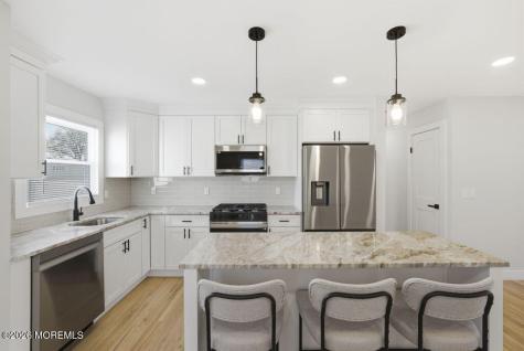 397 Lake Avenue Colonia NJ 07067