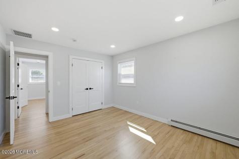397 Lake Avenue Colonia NJ 07067