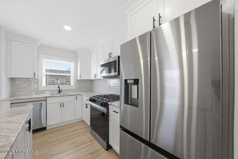 397 Lake Avenue Colonia NJ 07067