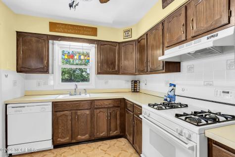 16 Sheepshead Drive Toms River NJ 08757