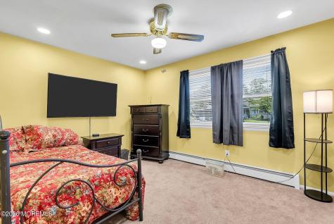 16 Sheepshead Drive Toms River NJ 08757