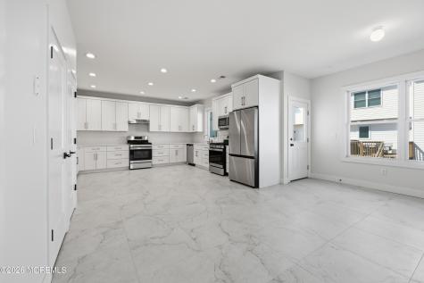 193 Colonial Drive Lakewood NJ 08701