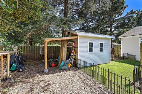 603 Cedar Street Tuckerton NJ 08087