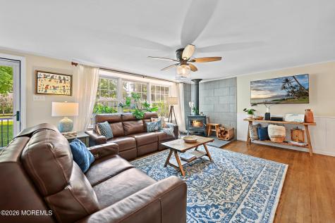 603 Cedar Street Tuckerton NJ 08087