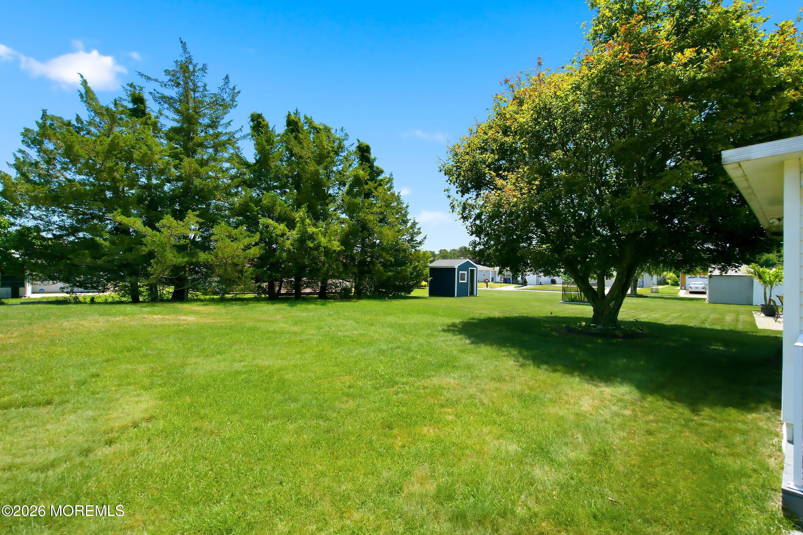 7 Canaries Court Toms River NJ 08757