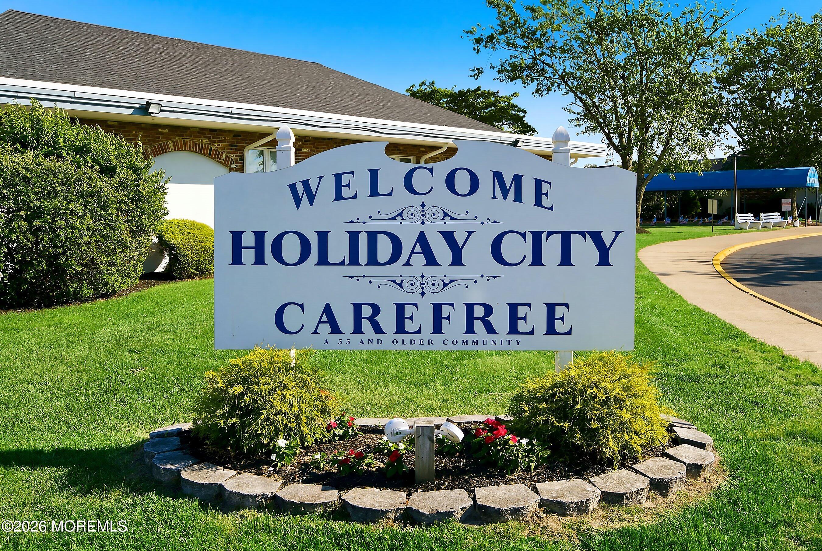 7 Canaries Court Toms River NJ 08757