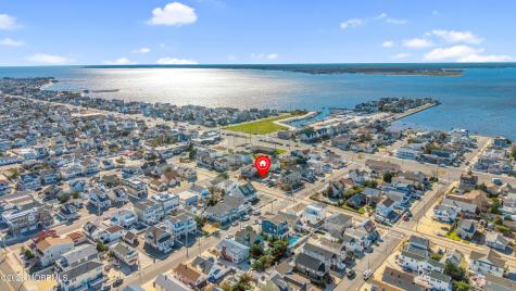 1105 Boulevard Seaside Park NJ 08752
