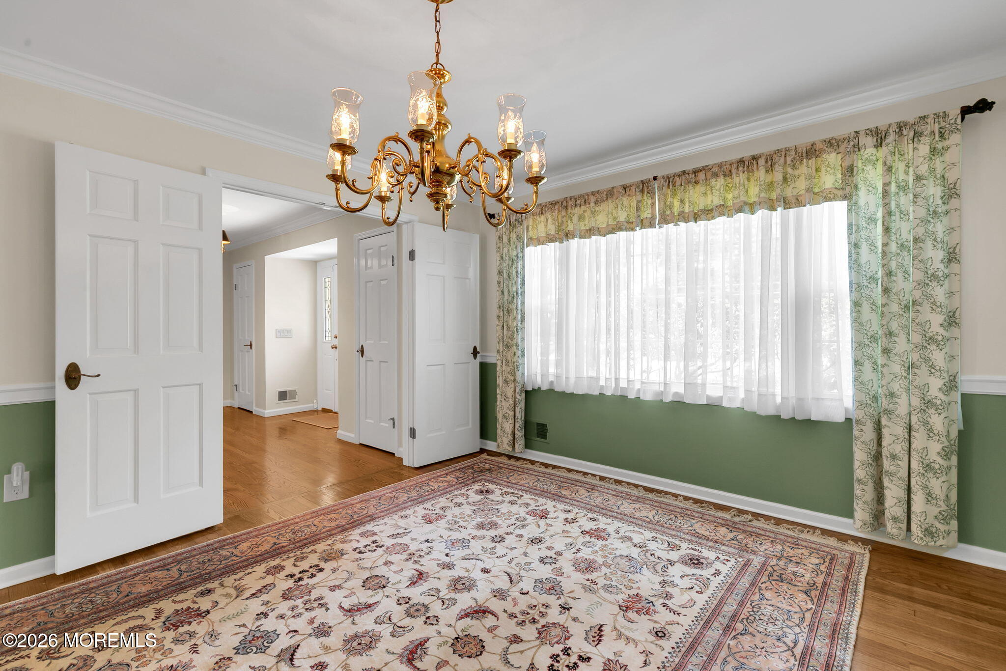 89 Pine Street Lincroft NJ 07738