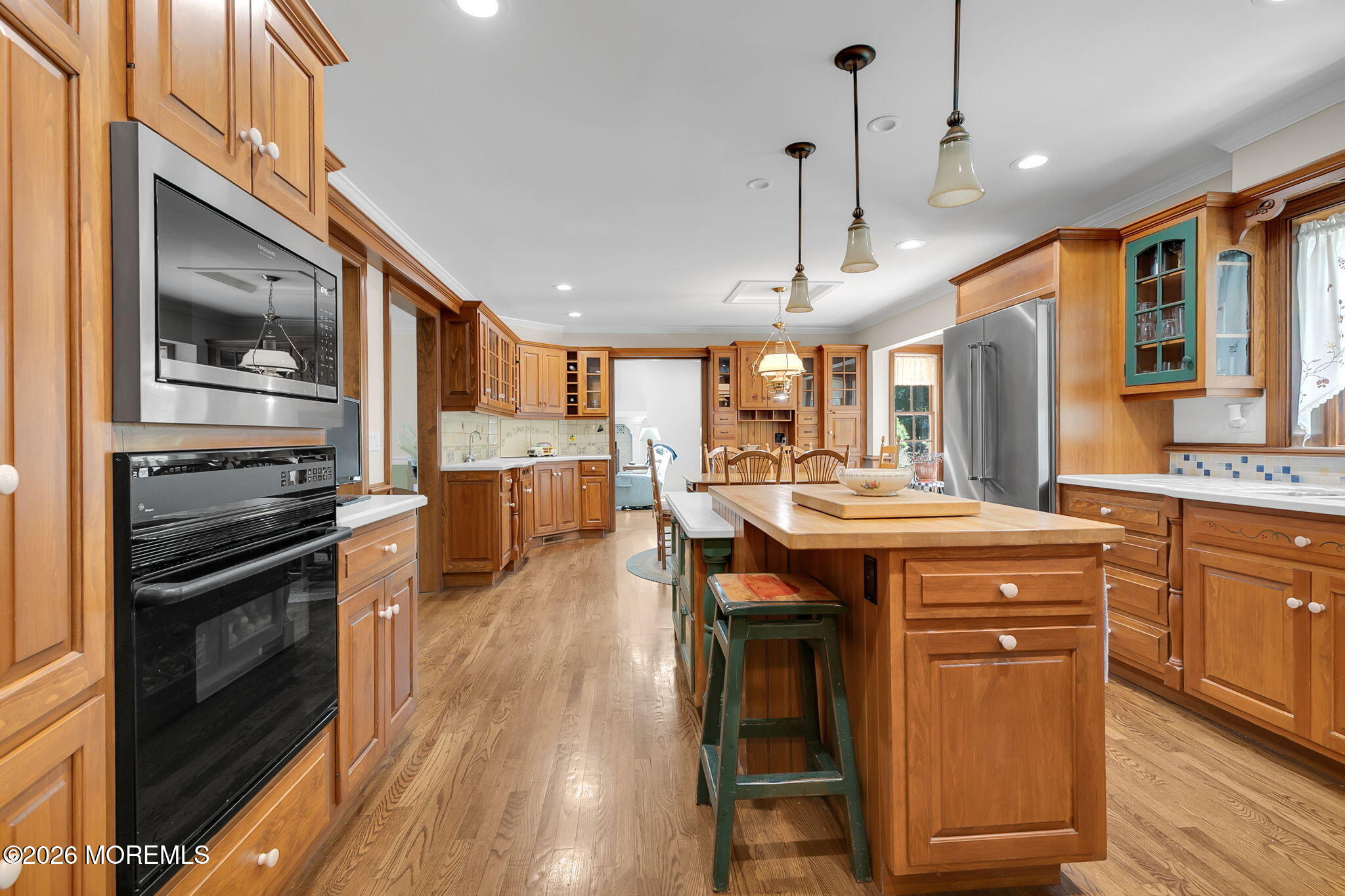 89 Pine Street Lincroft NJ 07738