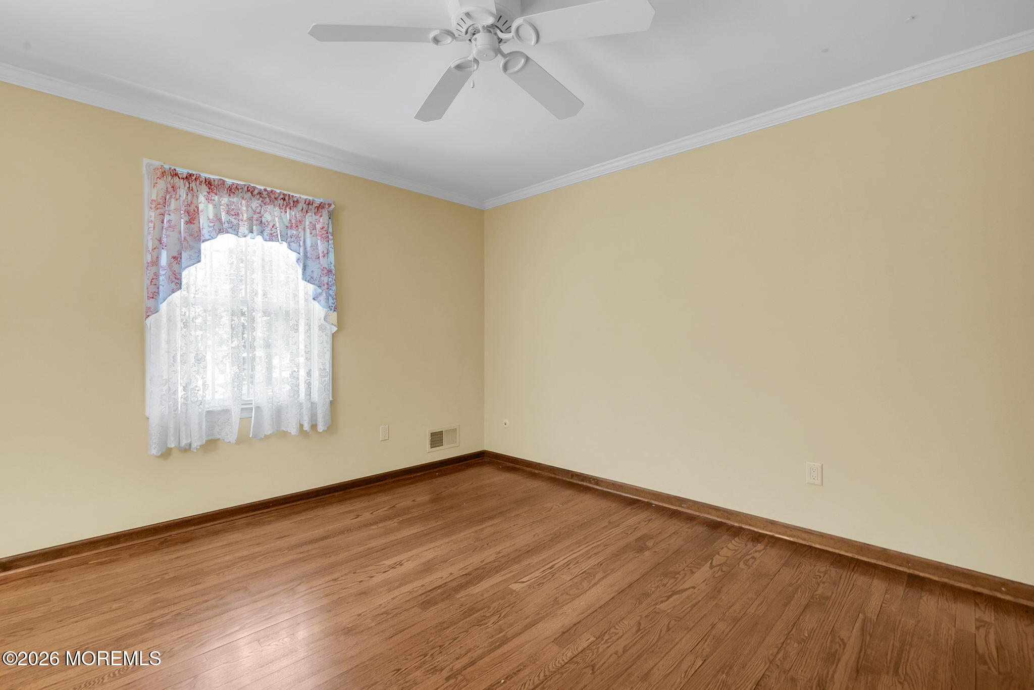89 Pine Street Lincroft NJ 07738