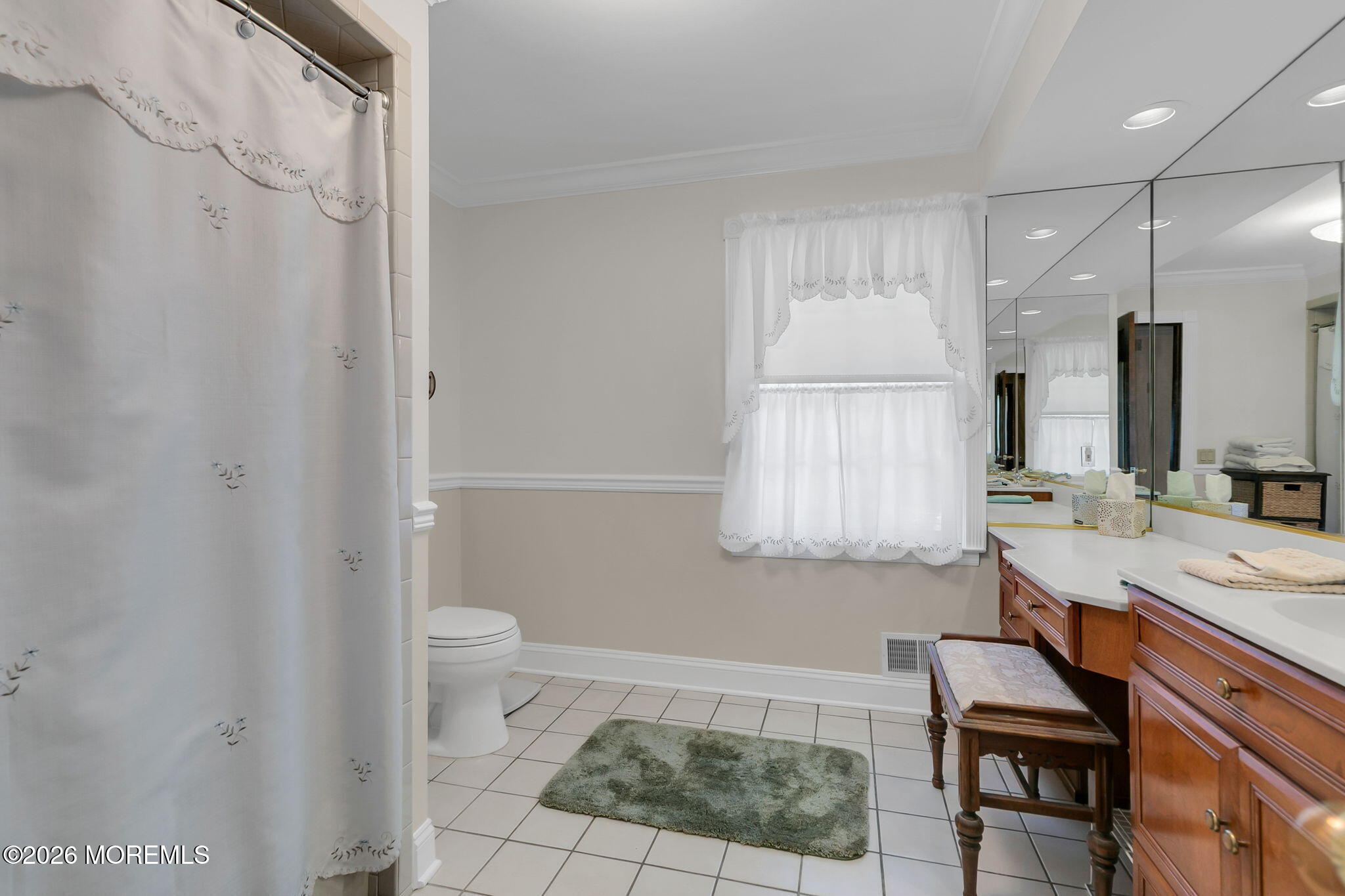 89 Pine Street Lincroft NJ 07738