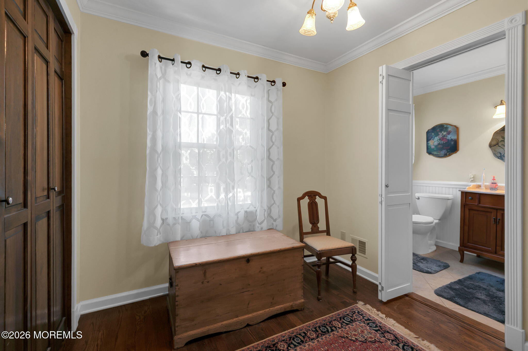 89 Pine Street Lincroft NJ 07738