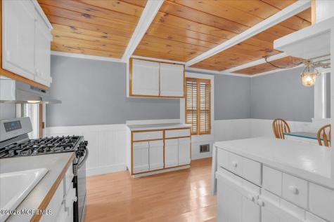 6 Haggers Lane Fair Haven NJ 07704