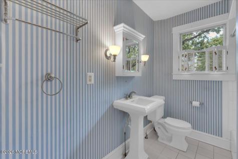 6 Haggers Lane Fair Haven NJ 07704