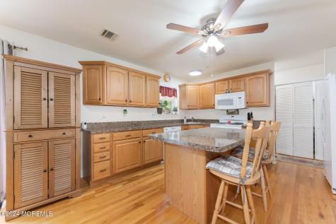 83 Gunning River Road Barnegat NJ 08005