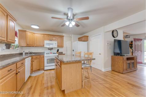 83 Gunning River Road Barnegat NJ 08005