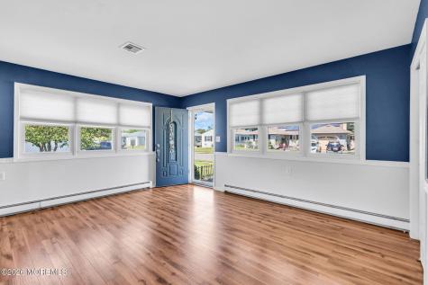 13 San Juan Court Toms River NJ 08757