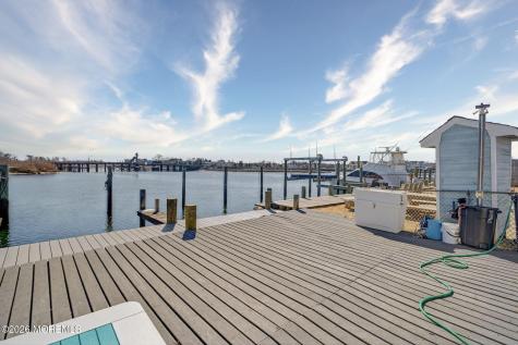 404 Perrine Boulevard Manasquan NJ 08736