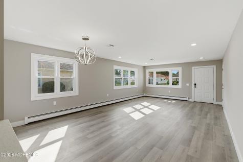 38 Woodstock Drive Toms River NJ 08757
