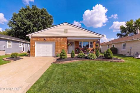 38 Woodstock Drive Toms River NJ 08757
