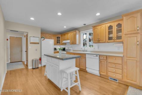 19 Newark Avenue Manasquan NJ 08736