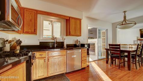 445 Paxson Avenue Hamilton Square NJ 08690