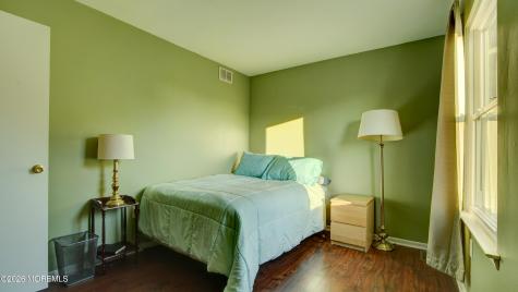 445 Paxson Avenue Hamilton Square NJ 08690