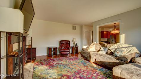 445 Paxson Avenue Hamilton Square NJ 08690