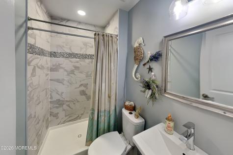 27 Montserrat Street Toms River NJ 08757