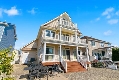 32 Halsey Drive Brick NJ 08723